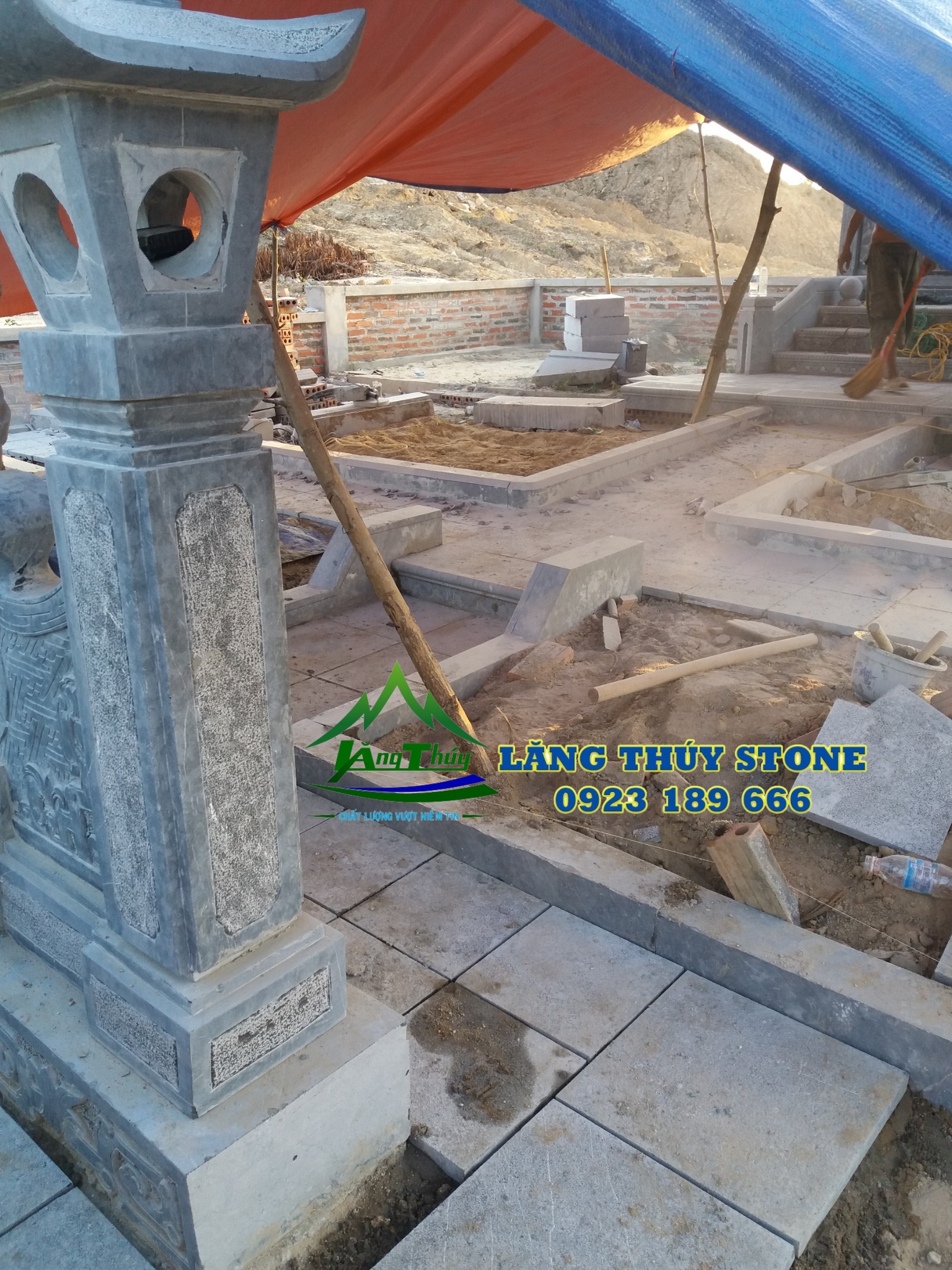 Khuon vien lang mo da quang ninh