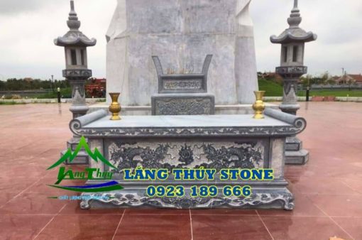 Bàn lễ bằng đá 2 Bàn lễ bằng đá 2