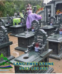 Mộ đá nhà bác Tân cửa lò nghệ an