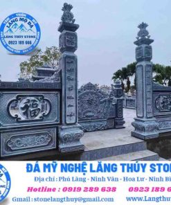Cổng đá tứ trụ